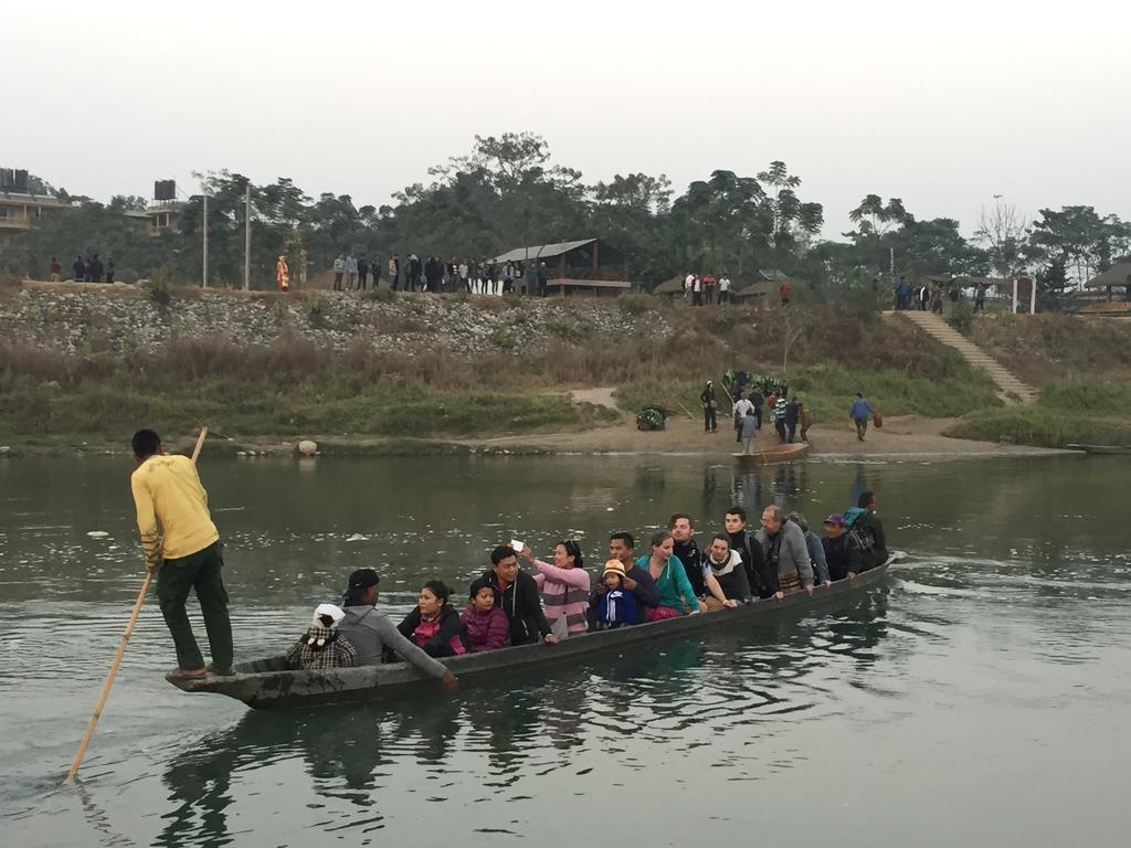 Chitwan Safari Camp & Lodge Sauraha Luaran gambar